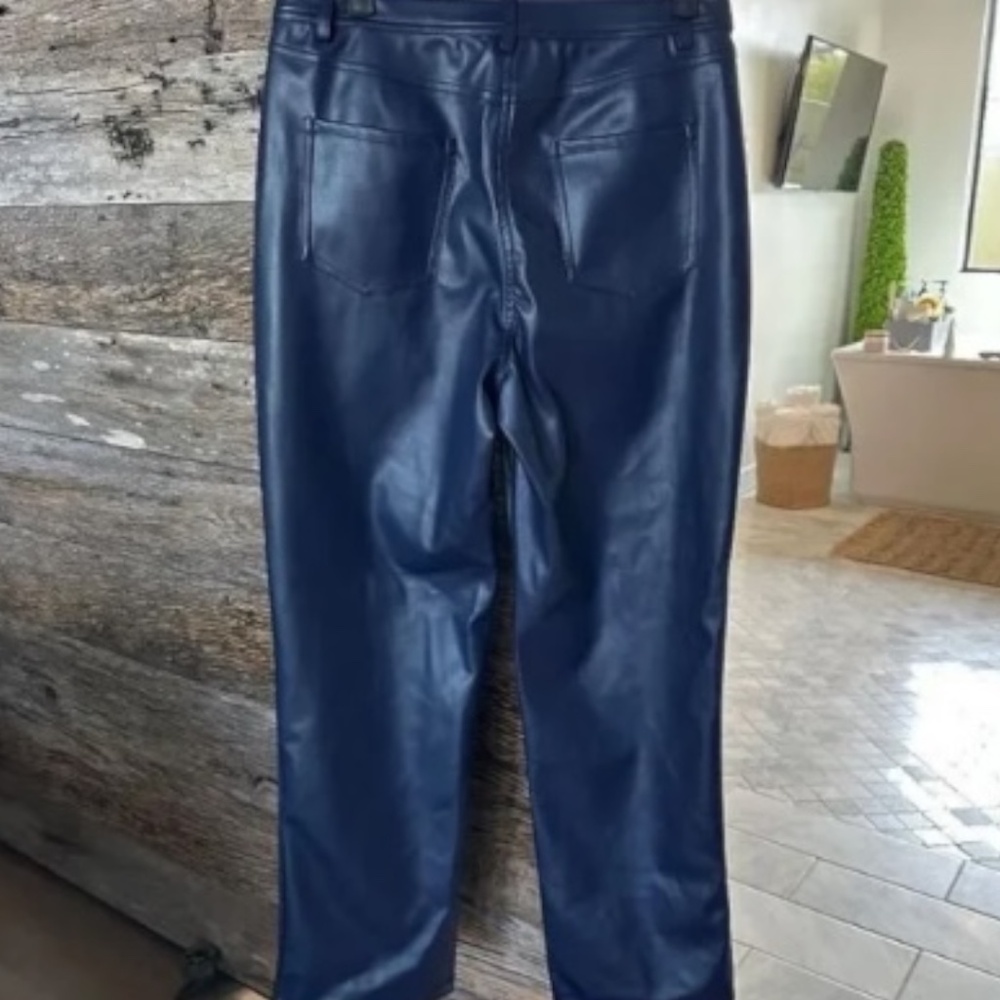 HALOGEN Classic Navy 5 Pocket Faux Leather Straight Leg Crop Pants - Picture 8 of 9